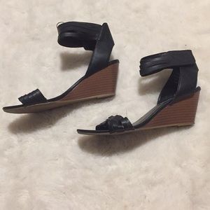 Xoxo black strap sandals